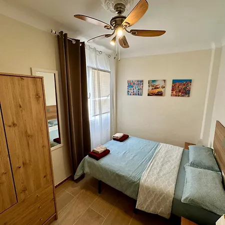Apartment Spanish Style Flat Close To Center