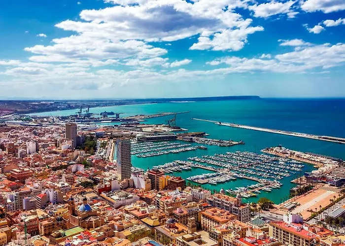 Spanish Style Flat Close To Center * Alicante