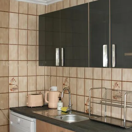Spanish Style Flat Close To Center Apartamento *